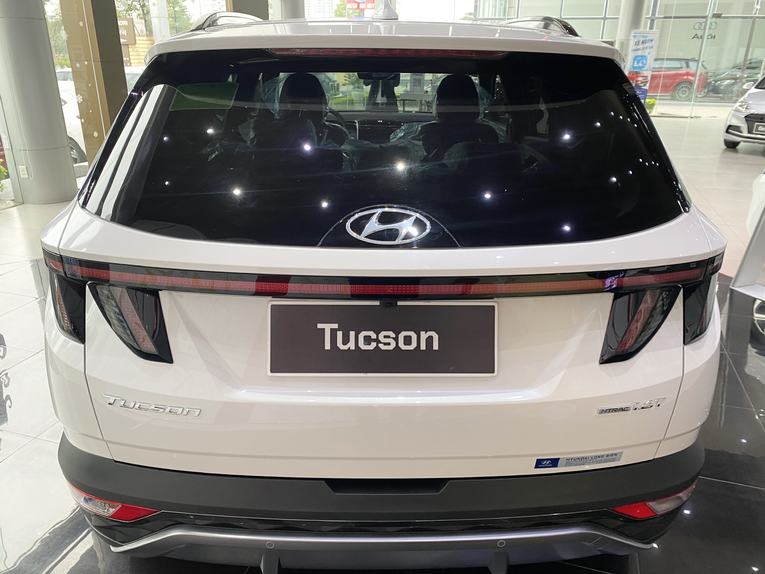 Đuôi Xe Hyundai Tucson 1.6 Tubor 2021